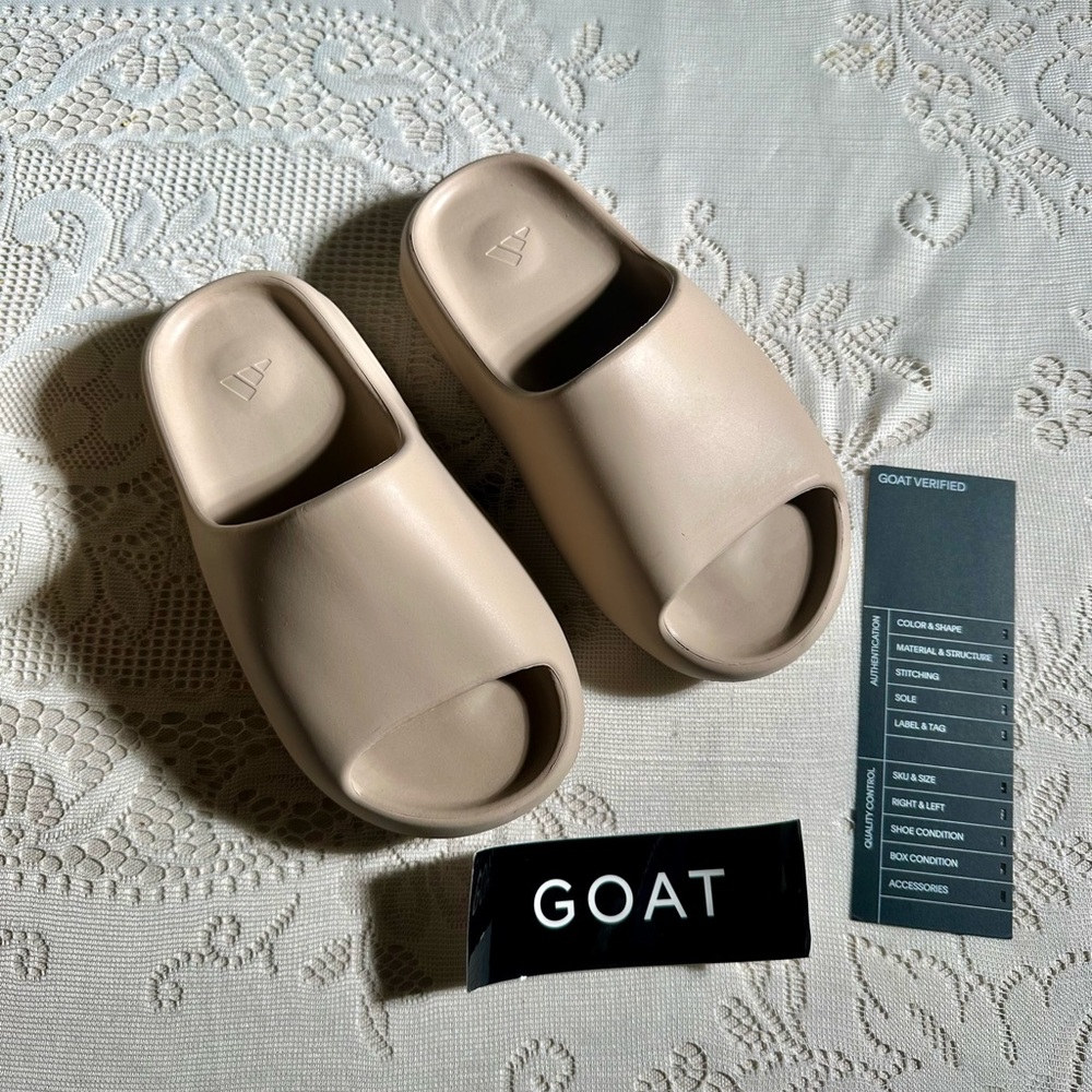 Yeezy Adidas Slides